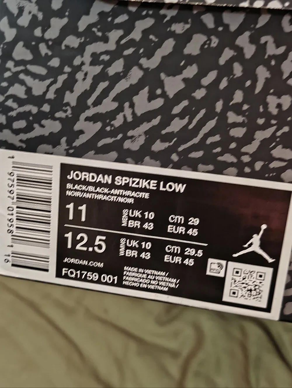NIB 100% Real Jordan Spizike Low Mens